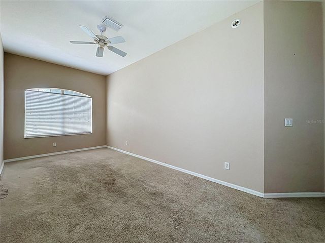 468 PINEWOOD DR, Davenport, FL 33896