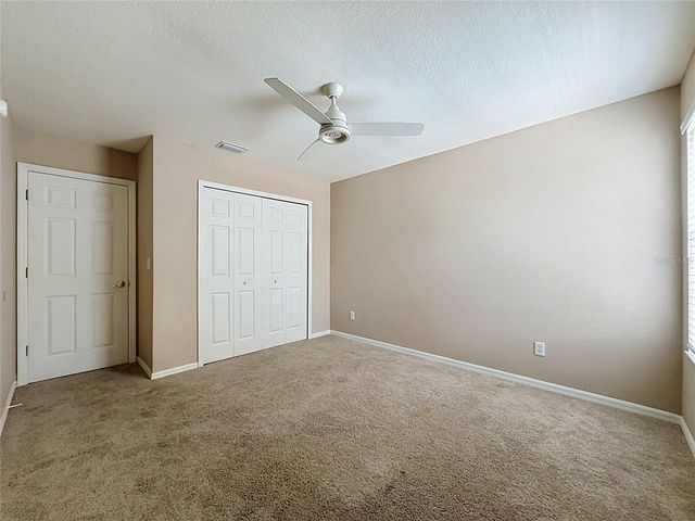468 PINEWOOD DR, Davenport, FL 33896