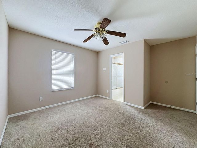468 PINEWOOD DR, Davenport, FL 33896