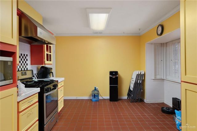 400 W Iris Avenue W, Mcallen, TX 78501