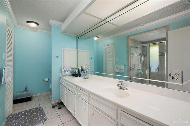 400 W Iris Avenue W, Mcallen, TX 78501