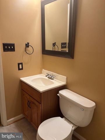 3961 CONQUEST CT, Woodbridge, VA 22192