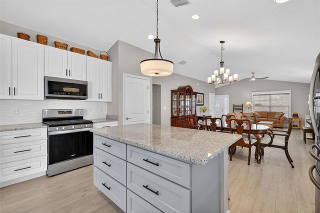 12579 NE 49TH DRIVE, Oxford, FL 34484