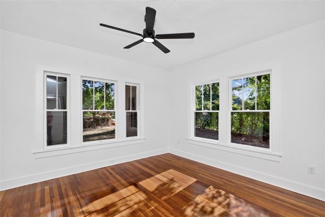 3410 Meadowbrook Drive, Fort Worth, TX 76103