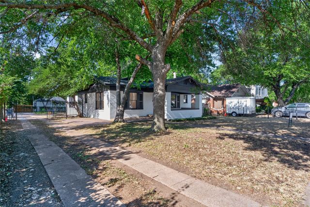 3410 Meadowbrook Drive, Fort Worth, TX 76103