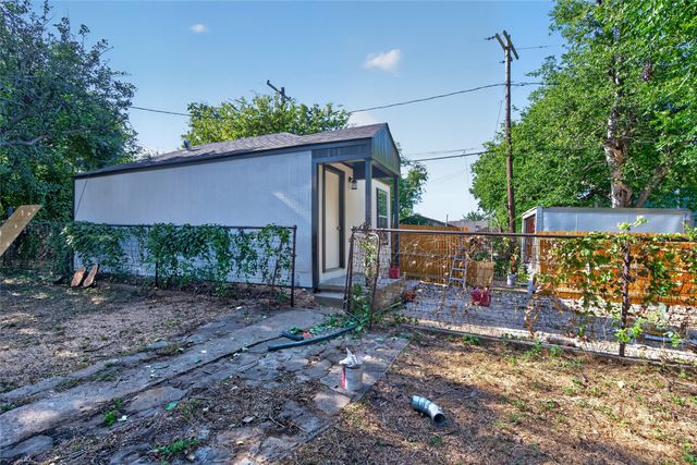 3410 Meadowbrook Drive, Fort Worth, TX 76103