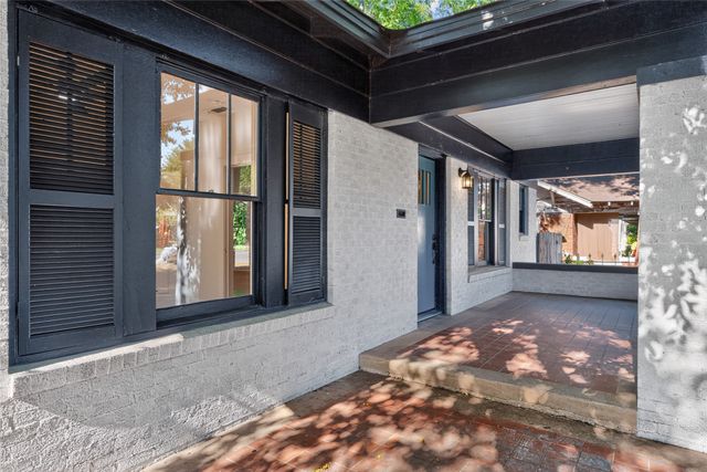 3410 Meadowbrook Drive, Fort Worth, TX 76103