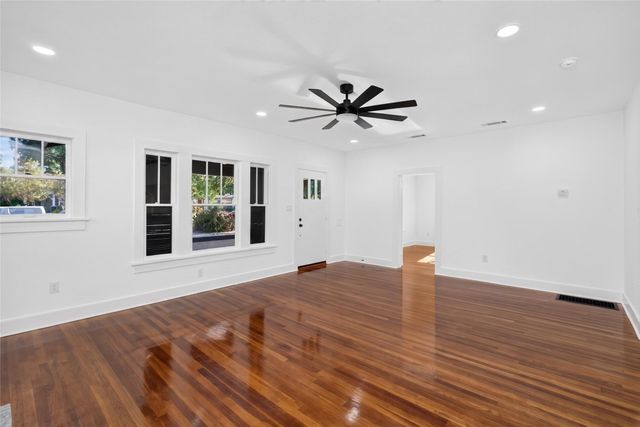 3410 Meadowbrook Drive, Fort Worth, TX 76103