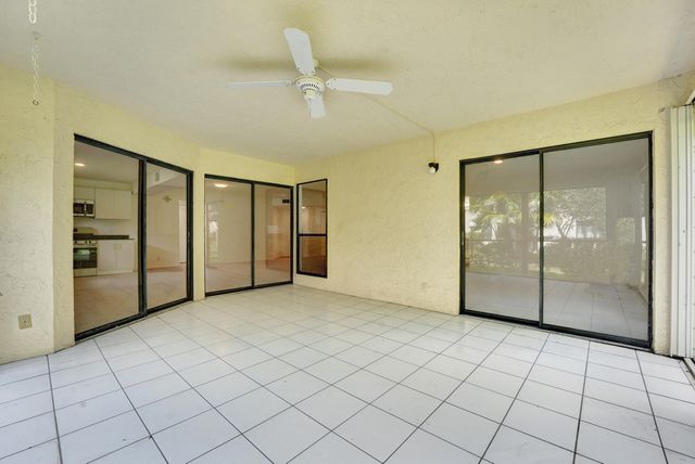 3359 Lucerne Park Drive, Greenacres, FL 33467
