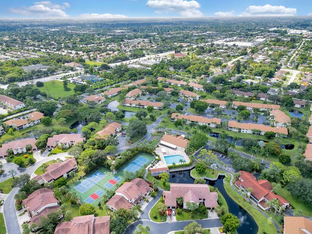 3359 Lucerne Park Drive, Greenacres, FL 33467