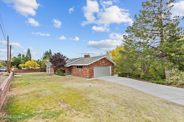 700 Hunter Place, Reno, NV 89519