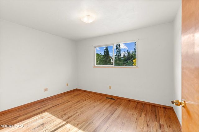 700 Hunter Place, Reno, NV 89519