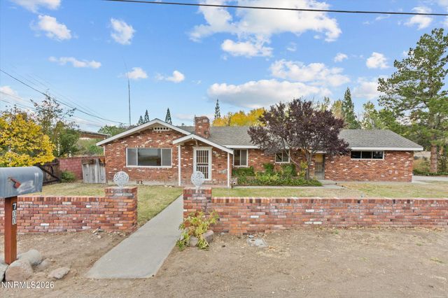700 Hunter Place, Reno, NV 89519