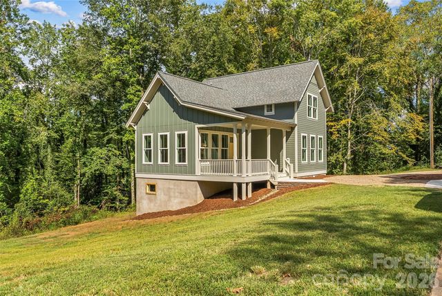 114 Walker Street, Morganton, NC 28655