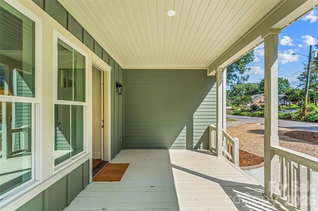 114 Walker Street, Morganton, NC 28655