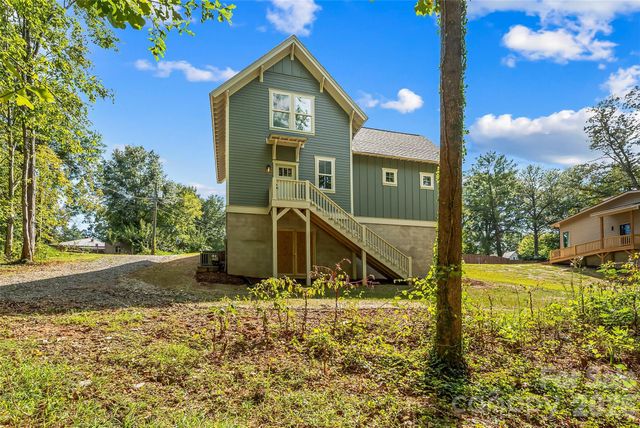 114 Walker Street, Morganton, NC 28655