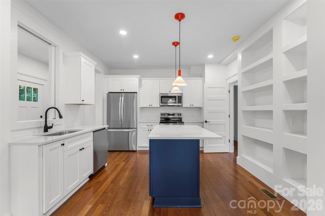 114 Walker Street, Morganton, NC 28655