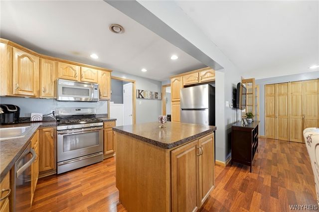 384 Moore Avenue, Tonawanda, NY 14223