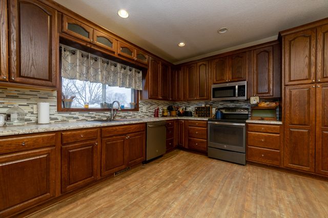 2141 320th Street, Fort Dodge, IA 50501