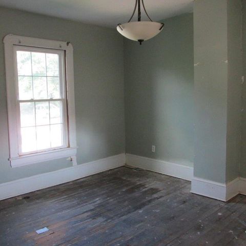627 Bullitt AVE SE, Roanoke, VA 24013
