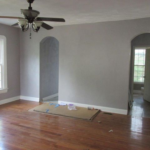 627 Bullitt AVE SE, Roanoke, VA 24013
