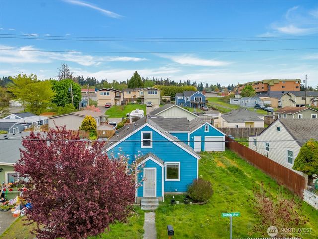 2916 Robin Avenue, Bremerton, WA 98310