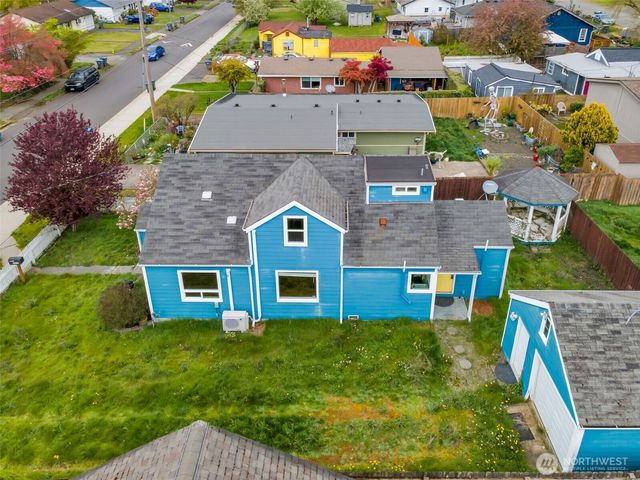 2916 Robin Avenue, Bremerton, WA 98310