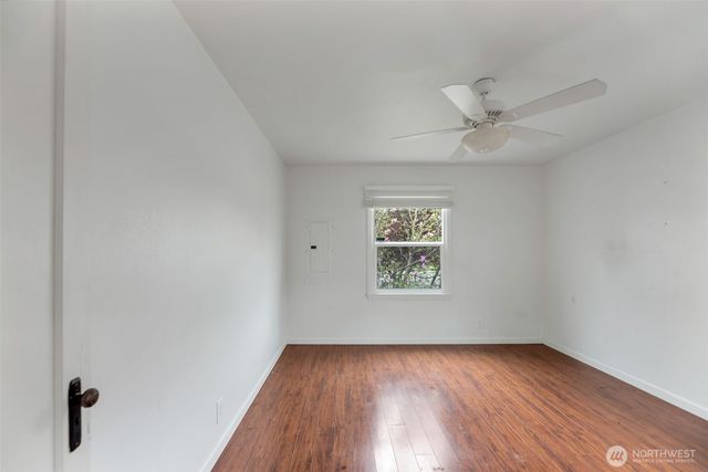2916 Robin Avenue, Bremerton, WA 98310
