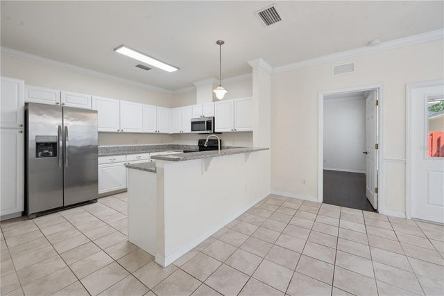 11688 NW 17TH PLACE, Gainesville, FL 32606