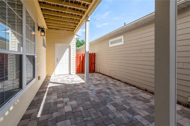 11688 NW 17TH PLACE, Gainesville, FL 32606