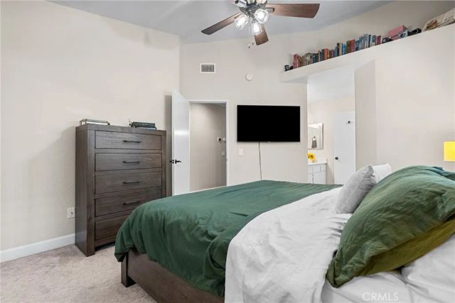 25114 Steinbeck C, Stevenson Ranch, CA 91381