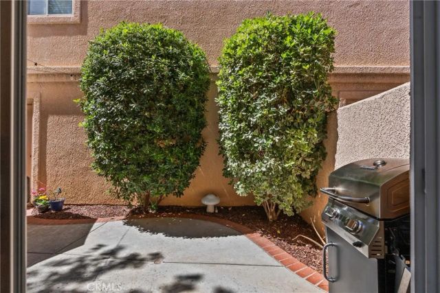 25114 Steinbeck C, Stevenson Ranch, CA 91381