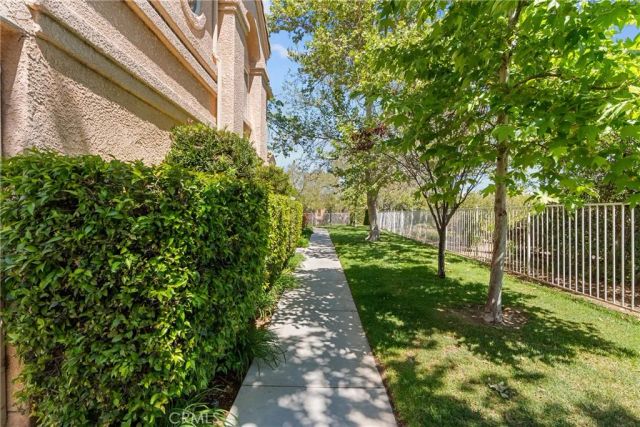 25114 Steinbeck C, Stevenson Ranch, CA 91381