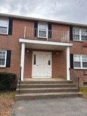 49 Grandview Drive A, Farmington, CT 06032