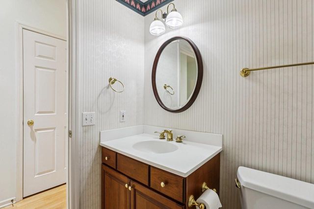 6719 Shamrock Glen Circle, Middleton, WI 53562