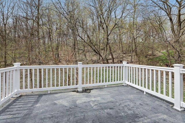 6719 Shamrock Glen Circle, Middleton, WI 53562