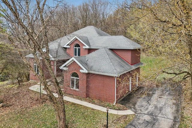 6719 Shamrock Glen Circle, Middleton, WI 53562