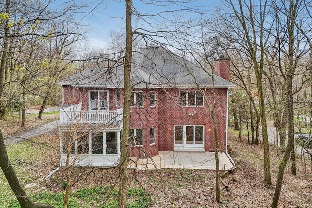6719 Shamrock Glen Circle, Middleton, WI 53562