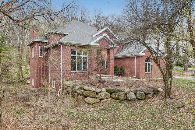 6719 Shamrock Glen Circle, Middleton, WI 53562