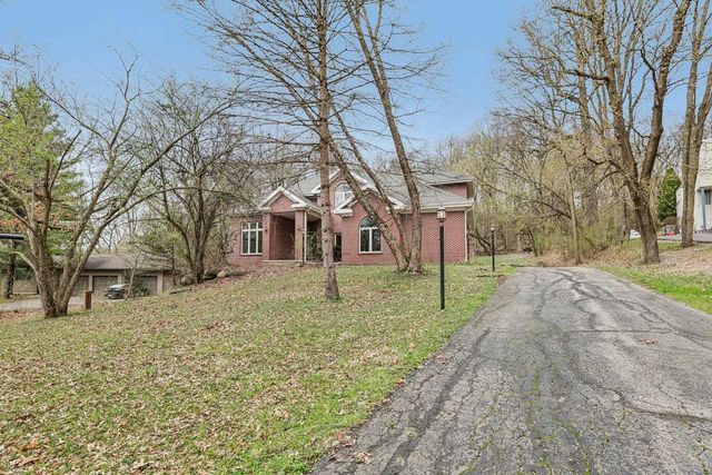 6719 Shamrock Glen Circle, Middleton, WI 53562