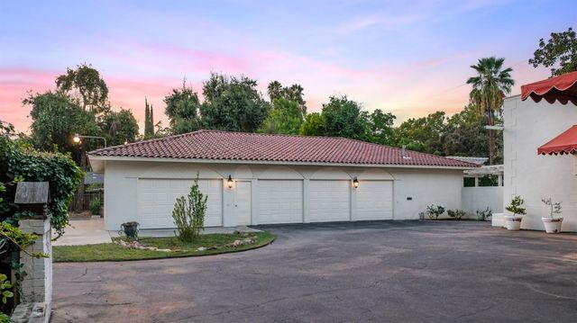 4175 N Van Ness Boulevard, Fresno, CA 93704
