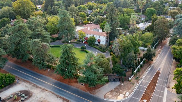 4175 N Van Ness Boulevard, Fresno, CA 93704