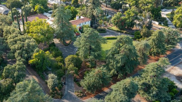 4175 N Van Ness Boulevard, Fresno, CA 93704
