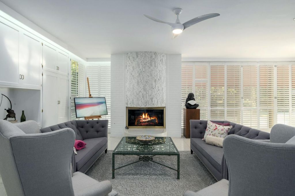 Image 16 of property listing at 4175 N Van Ness Boulevard, Fresno, CA 93704