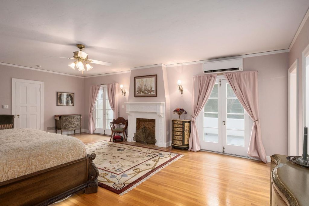 Image 38 of property listing at 4175 N Van Ness Boulevard, Fresno, CA 93704