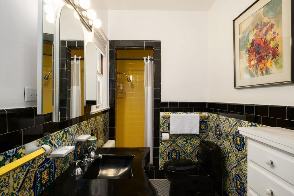 Image 42 of property listing at 4175 N Van Ness Boulevard, Fresno, CA 93704