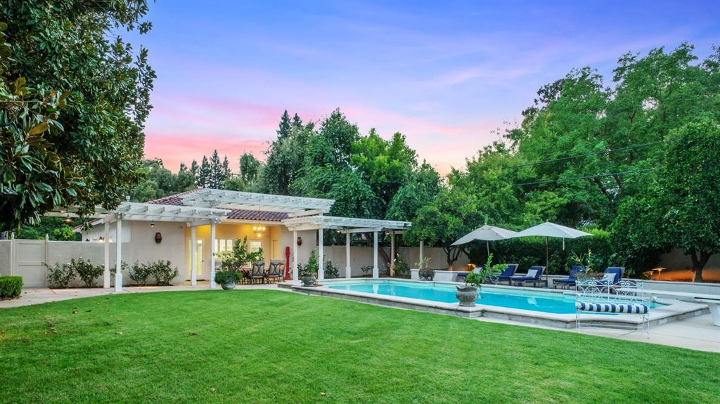 Image 52 of property listing at 4175 N Van Ness Boulevard, Fresno, CA 93704