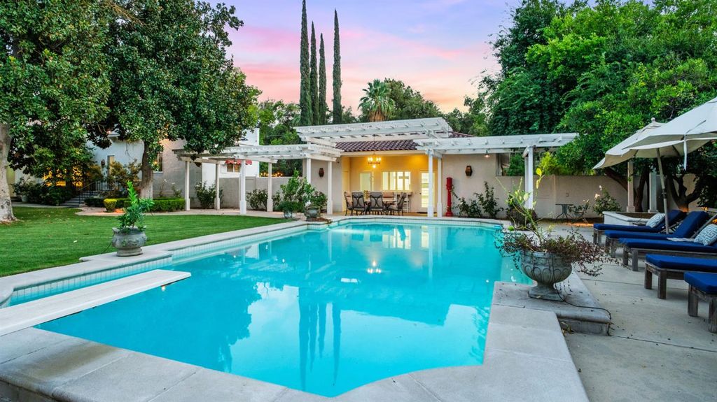 Image 53 of property listing at 4175 N Van Ness Boulevard, Fresno, CA 93704