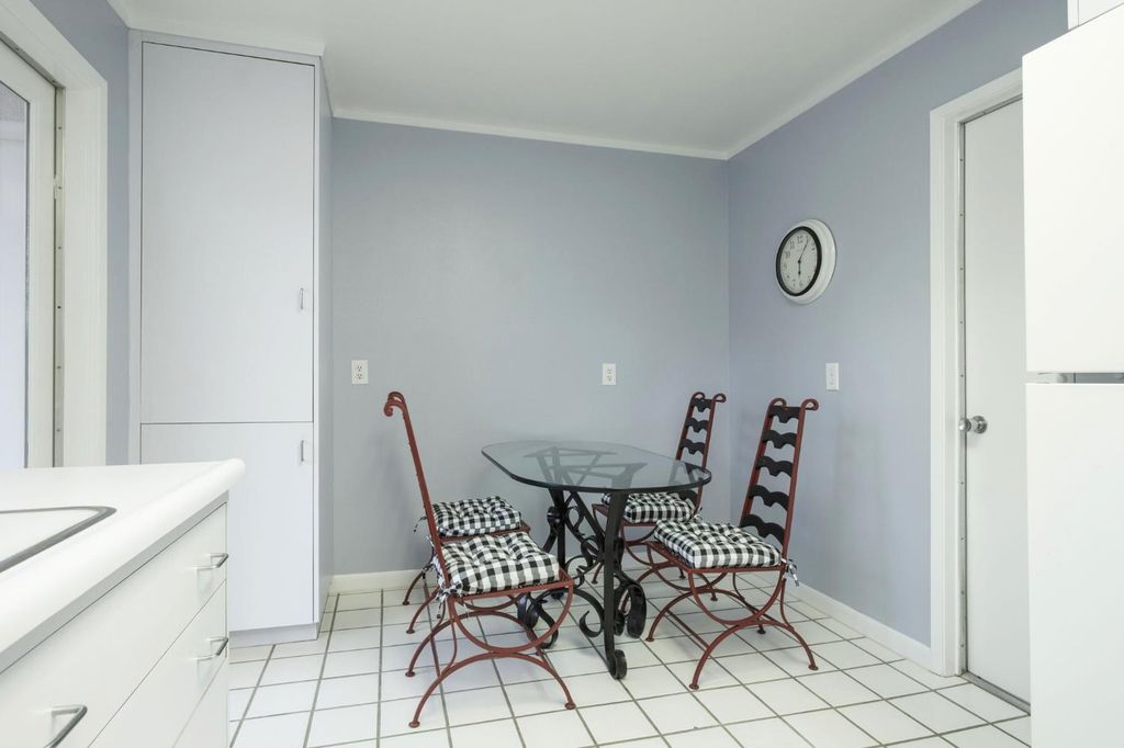 Image 57 of property listing at 4175 N Van Ness Boulevard, Fresno, CA 93704