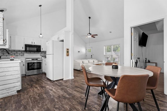 1104 Dunwoody Drive, Simpsonville, SC 29681